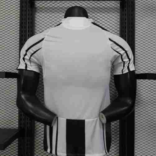 Equipacion Juventus Jugador Versión Primera 2025 2026_1 Equipacion Juventus Jugador Version Primera 2025 2026 1