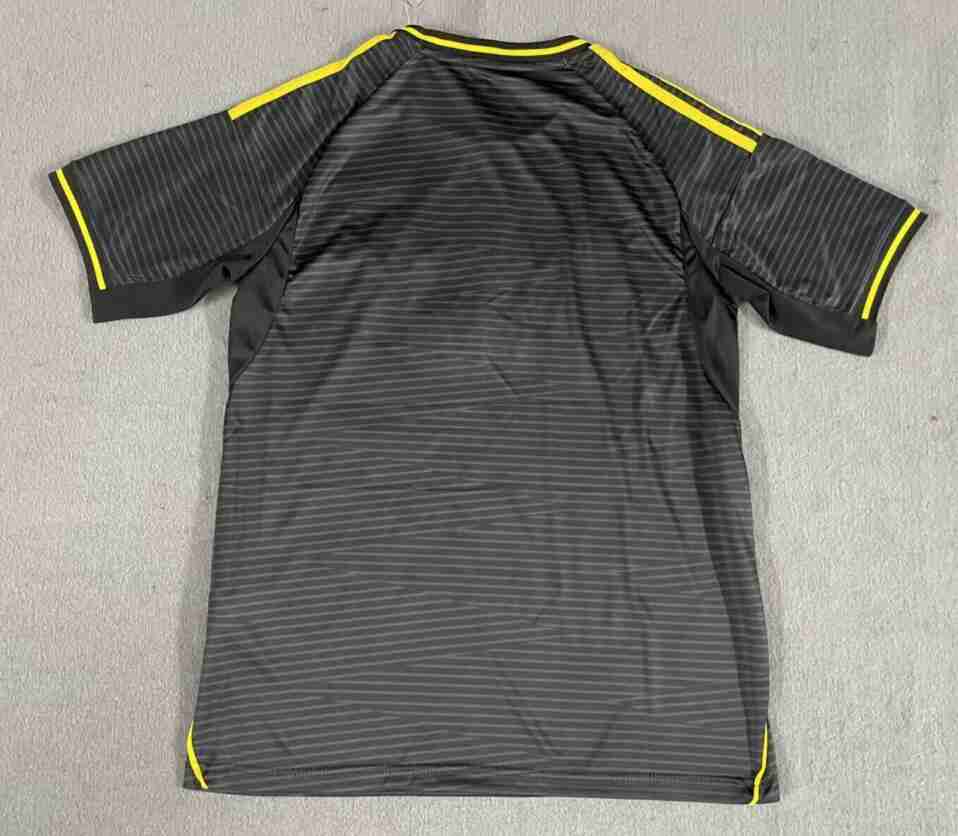 Equipacion Real Madrid Segunda 2025 2026_1 Equipacion Real Madrid Segunda 2025 2026 1