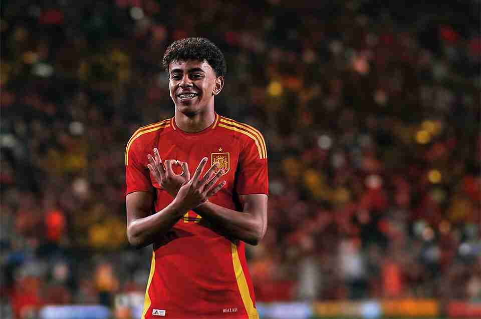 La obsesión por las playeras: ¿Por qué los fans compran camisetas que nunca usan?👕 1 camisetas de futbol baratas espana