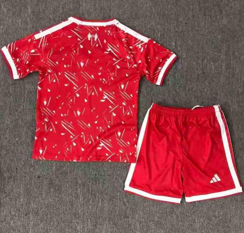 Equipacion Liverpool Conjunto Niño Primera 2026 2027_1 Equipacion Liverpool Conjunto Niño Primera 2026 2027_1